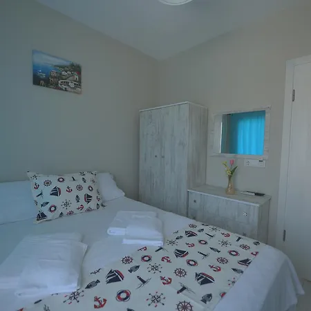 Cunda Roka Oda ve Kahvaltı Ayvalı